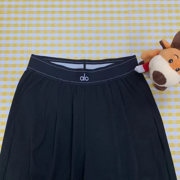 ALO Yoga Women's Black Pants Size：S (Regular)👩🏻💕 - Picture 4 of 8